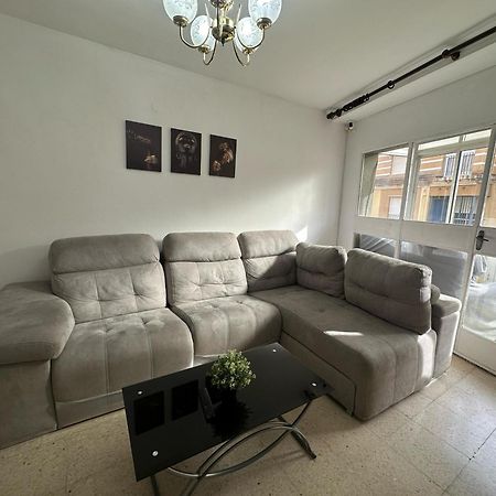 Habitacion Doble En La Victoria Málaga Eksteriør bilde
