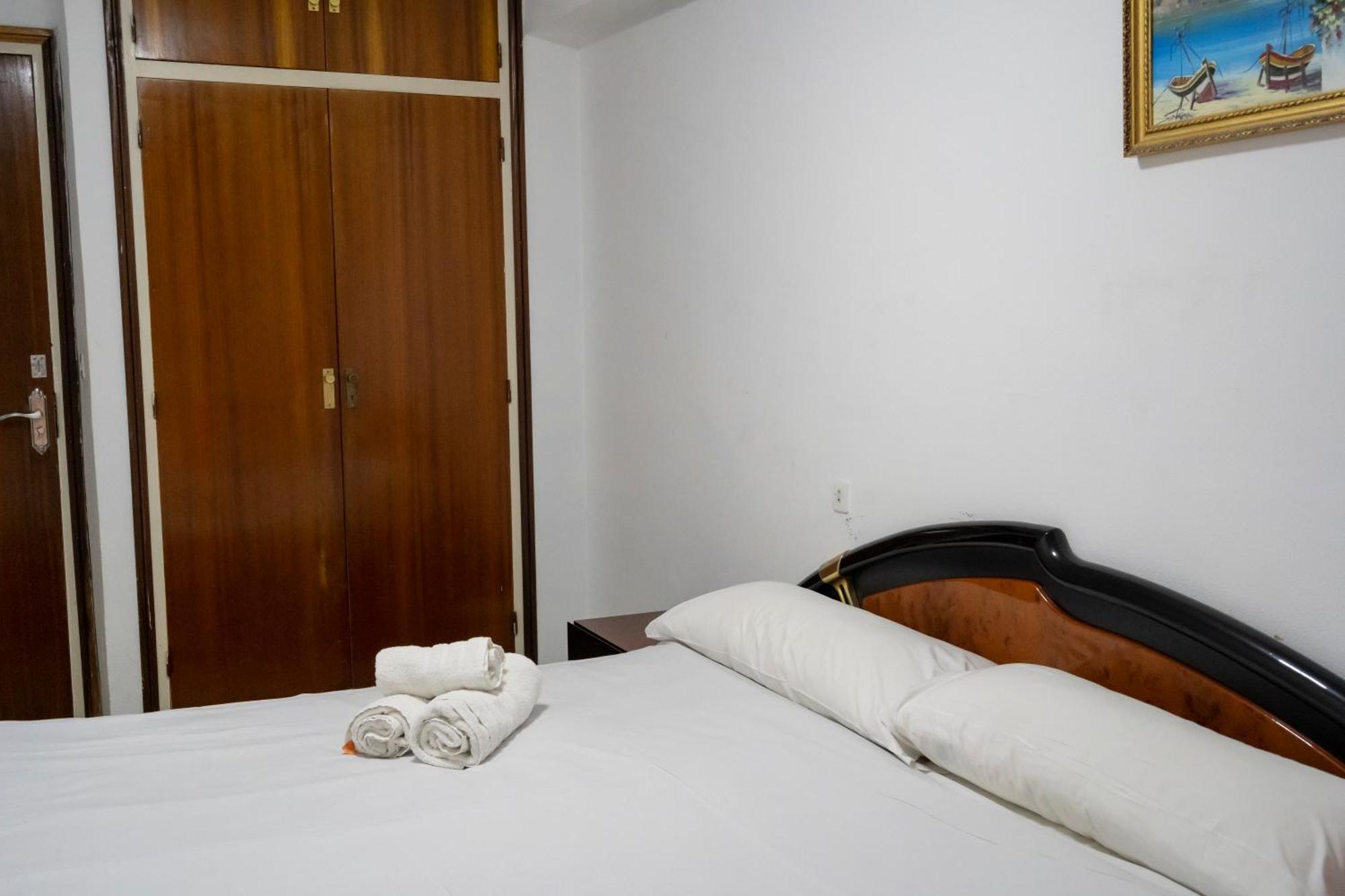 Habitacion Doble En La Victoria Málaga Eksteriør bilde